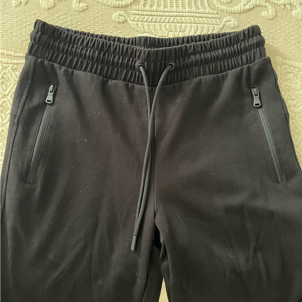Old Navy High Waisted Dynamic Fleece Joggers - Picture 4 of 5